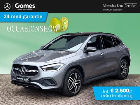 Mercedes-Benz GLA-klasse 250 e Luxury Line | Panoramadak | Night pakket | Leder zwart | Achteruitrij