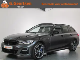 BMW 3-serie Touring 330e xDrive High Executive M-sport Panoramadak, Laser, Volleder, Memory, H&K, In