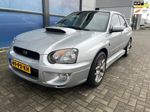 Mooie Subaru Impreza 2.0 - automaat - sterrenhemel - AWD - volle auto