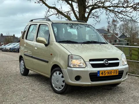 Opel Agila 1.2-16V Enjoy | ''102.00 KM '' + Nieuwe apk Nu € 1.350,-!!!