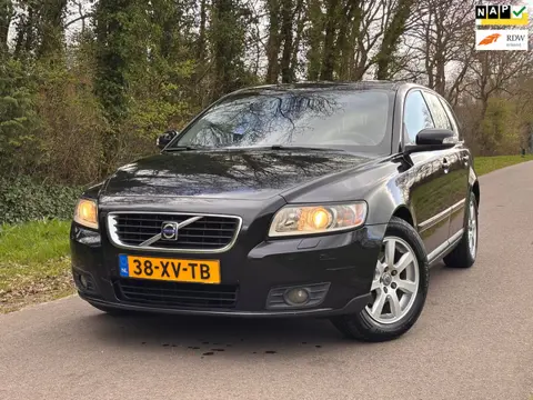Volvo V50 2.0 Edition II | Leder + Cruise control + Pano Nu € 3.450,-!!!