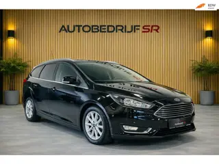 Ford Focus Wagon 1.0 Titanium Automaat! Trekhaak! Cruise Controle! Airco! Camera