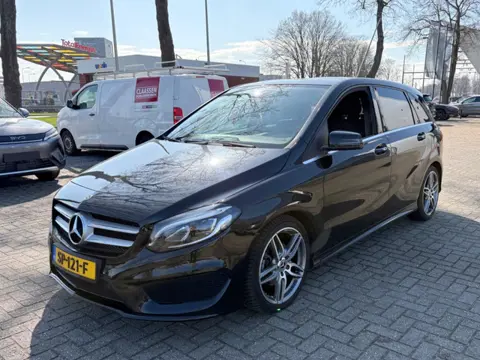 Mercedes-Benz B-Klasse 180 Business Solution AMG 1e eigenaar Nederlandse auto incl NAP