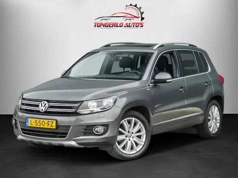 Volkswagen Tiguan 1.4 TSI R-Line Edition Trekhaak Pano Pdc Cruise Stoelverw. Clima 18´´LM