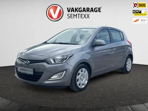 Hyundai I20 1.2i i-Motion | Slechts 54000 KM | Airco | LED | Origineel Nederlandse Auto | 1ste Eigen