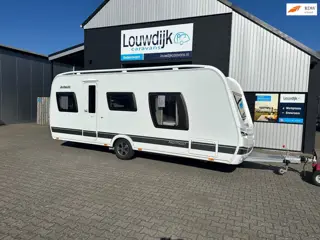 DETHLEFFS Nomad 530 DR ’17 (Queensbed, Mover)