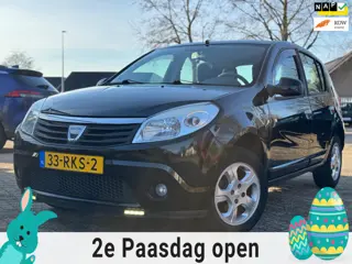 Dacia Sandero 1.2 Lauréate AIRCO EL.RAMEN STUURBEKR. APK 01-2027 BOEKJES