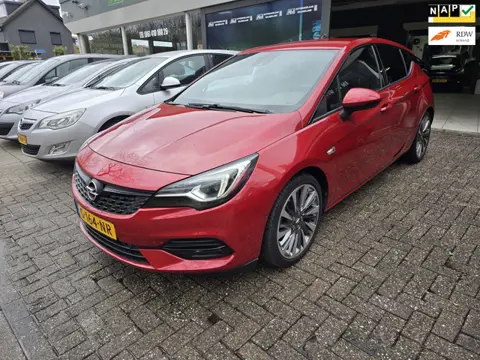 Opel Astra 1.2 Launch Elegance | 12MND GARANTIE | STOEL-STUURVERWARMING | CAMERA | NAVI |