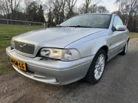 Volvo C70 Coupé 2.4 T Luxury AUTOMAAT 193PK met airco en stoelverwarming