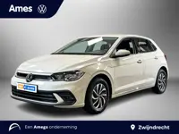 Volkswagen Polo 1.0 95pk TSI Life Edition Achteruitrijcamera | Stoelverwarming | Parkeersensoren voo