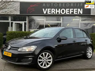 Volkswagen Golf 1.0 TSI Connected Series - AUTOMAAT - APPLE CARPLAY - PARKEER CAMERA - CRUISE / CLIM