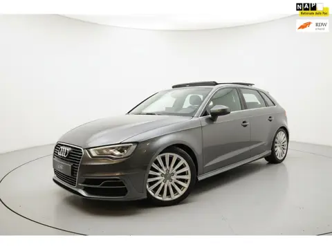Audi A3 Sportback 1.4 e-tron PHEV 2x S LINE PANO CAMERA LEER