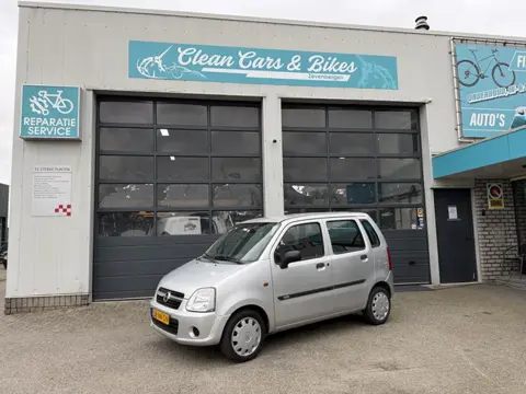 Opel Agila 1.0-12V Essentia (bj 2003)