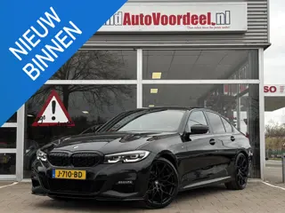 BMW 3-serie 318i M Sport / NL Auto / Dealer onderhouden / CarPlay / 2020