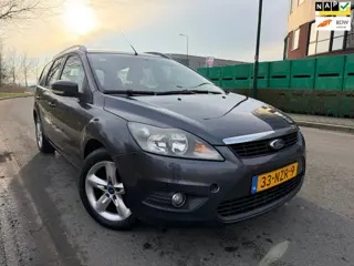 Ford Focus Wagon 1.6 Comfort BJ 2010 AIRCO/CRUISE/16 INCH SPORTVELGEN/TREKHAAK/Zeer Netjes !!!!