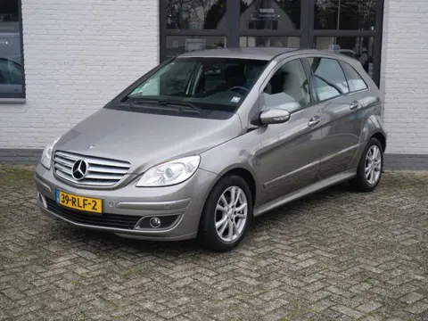 Mercedes-Benz B-klasse 170 Cruise Stoelverwarming Pdc Navi