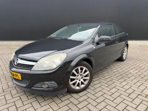OPEL ASTRA 1.6 TEMPTATION AIRCO / CRUISE / 02-2027 apk 