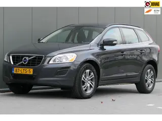 Volvo XC60 2.0T Momentum NAP Youngtimer Dealer onderhouden