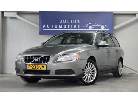 Volvo V70 2.5T Volledig Onderhoud Trekhaak 5-Cilinder Nieuwe APK!