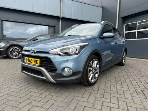 HYUNDAI I20 Active 1.0 T-GDi Premium Cross Sport Navi. Camera 