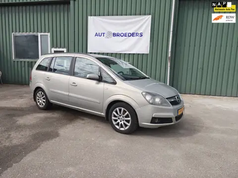 Opel Zafira 1.6 Temptation 7 PERSOONS - NIEUWE KOPPELING - TREKHAAK