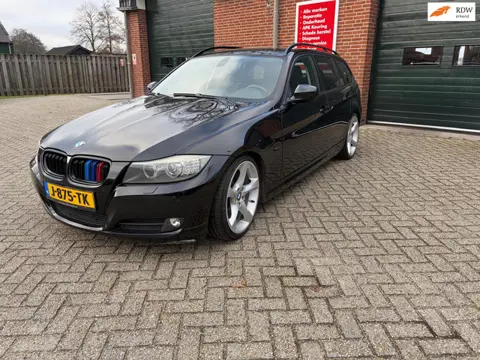 BMW 3-serie Touring 320i Autmaat Sport Goed onderhouden