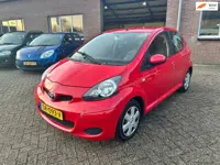 Toyota Aygo 1.0-12V Cool // 5-deurs // Airco // Nieuwe APK