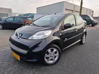 Peugeot 107 1.0-12V Millesim 200 AIRCO/5DEURS/SPORTVELGEN!
