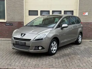 Peugeot 5008 1.6 THP ST 7pers. Pano Navi Clima Cruise PDC Trekhaak