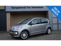 Volkswagen Up! 1.0 60Pk high up! BlueMotion Airco Cruise controle 5-drs PDC *66870km* Navi Elek Pakk