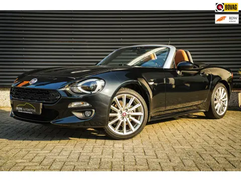 Fiat 124 Spider 1.4 MultiAir Turbo Automaat | Bose Sound| Navigatie | Clima | Cruise | Leder | Camer