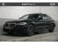 BMW 5-serie 530e xDrive M-Sport | Schuifdak | CoPilot | Harman Kardon