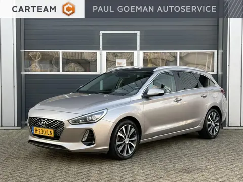 Hyundai i30 Wagon 1.4 T-GDI Comfort | Panoramadak | dodehoek | Camera | Stoel verwarming |