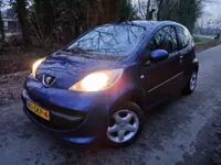 Peugeot 107 1.0-12V XS | Airco |
