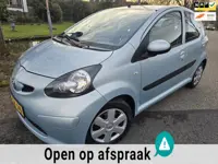 Toyota Aygo 1.0-12V +/AUTOMAAT/5DRS/AIRCO/ZEER GOED ONDERHOUDEN