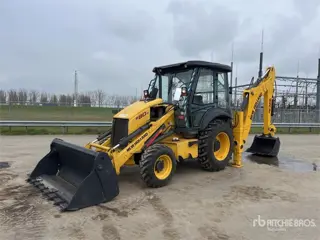 New Holland B80B-SS (bj 2017)