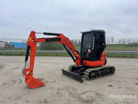 Kubota U35