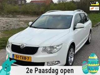 Skoda Superb Combi 1.4 TSI Greentech Ambition Business Line ECC LMV 16"Cruise El. pakket Audio-CD/Na