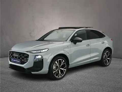 Audi Q3 Sportback 1.5 200kW e-hybrid S edition | Pano | Audi sound | Full-led | Keyless | ACC | Acht