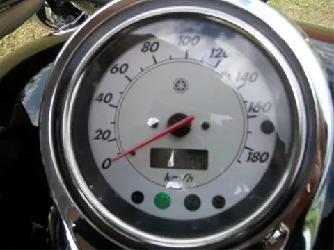 YAMAHA XVS 1100 DRAGSTAR