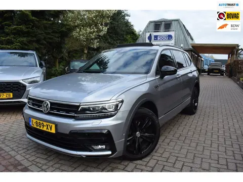 Volkswagen Tiguan Allspace 1.5 TSI R-LINE/7 PERS/ AUTOM/PANO DAK/ADAP CRUISE/NAVI/AIRCO-ECC/CARPLAY/