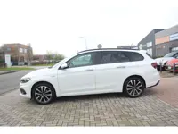 Fiat Tipo Stationwagon 1.4 Turbo Lounge Clima-Leder-Cruise-Navi-