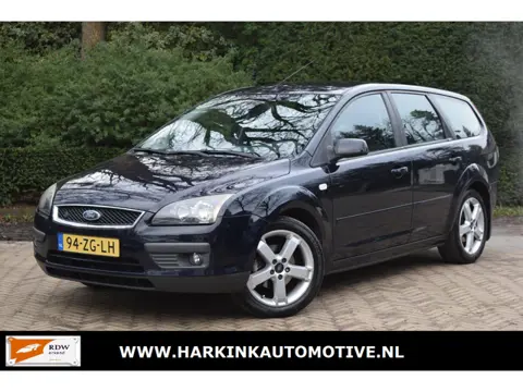 Ford Focus Wagon 1.8-16V Ambiente | Trekhaak | APK tot 04.2027