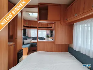 Hobby De luxe Easy 460 UFE Fransbed Zit Toilet Tent