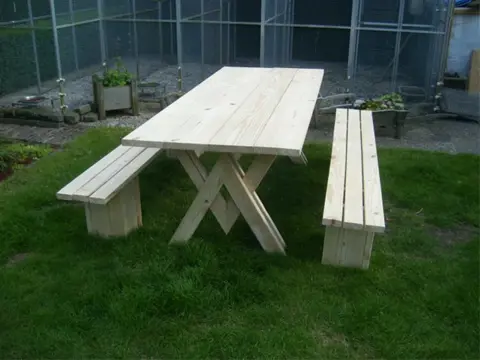 Tuinset / picknickset tafel+banken