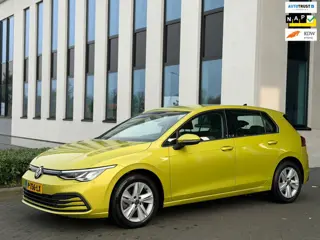 Volkswagen Golf 1.0 TSI Golf, trekhaak, adaptief cruise controle, 1 e eigenaar, NL auto met national