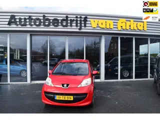 Peugeot 107 1.0-12V XS