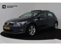 Volkswagen Golf 1.2 TSI Highline (PANORAMADAK, NAVIGATIE CARPLAY, PARKEERSENSOREN, GOED ONDERHOUDEN,