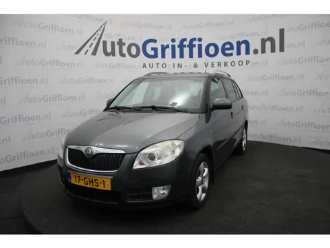 Škoda Fabia Combi 1.6-16V Sport airco, cruisecontrol, parkeersensoren, lichtmetaal, xenon