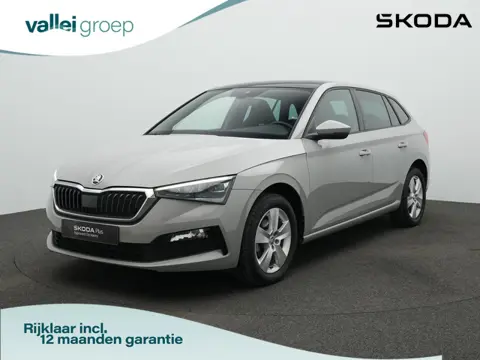 Skoda Scala 1.0 TSI 110 pk Sport Business | Panoramadak | Parkeersensoren achter | Carplay | 2-zone 